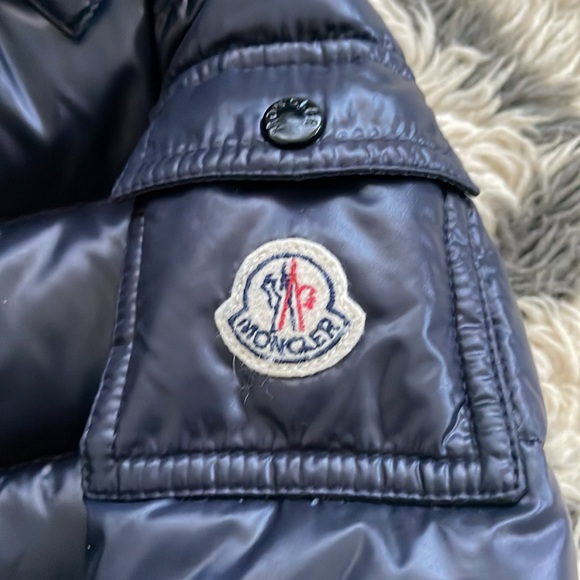 Moncler Maya down puffer jacket, 4T - Picture 4 of 6